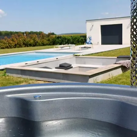 Echappee Des Hirondelles *